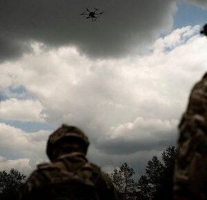 ukraynadan rusyaya iha saldirisi 6 sehirde ucuslar askiya alindi q4R2urfT