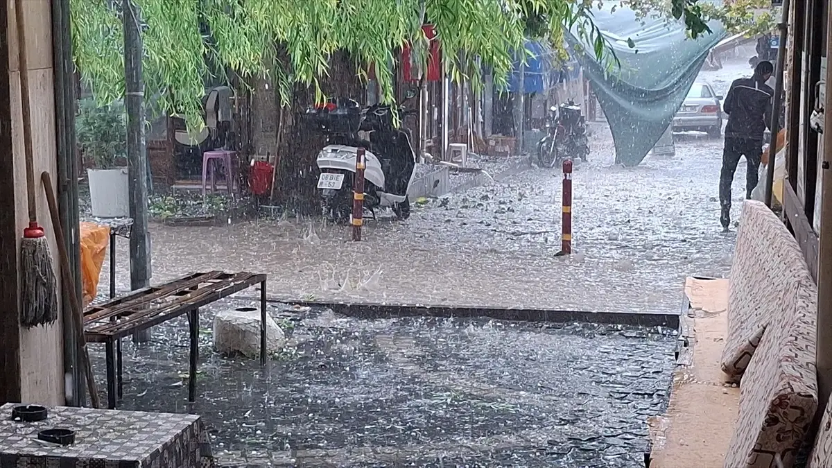 beypazarinda siddetli yagis ve dolu zN2rG3Va.jpg