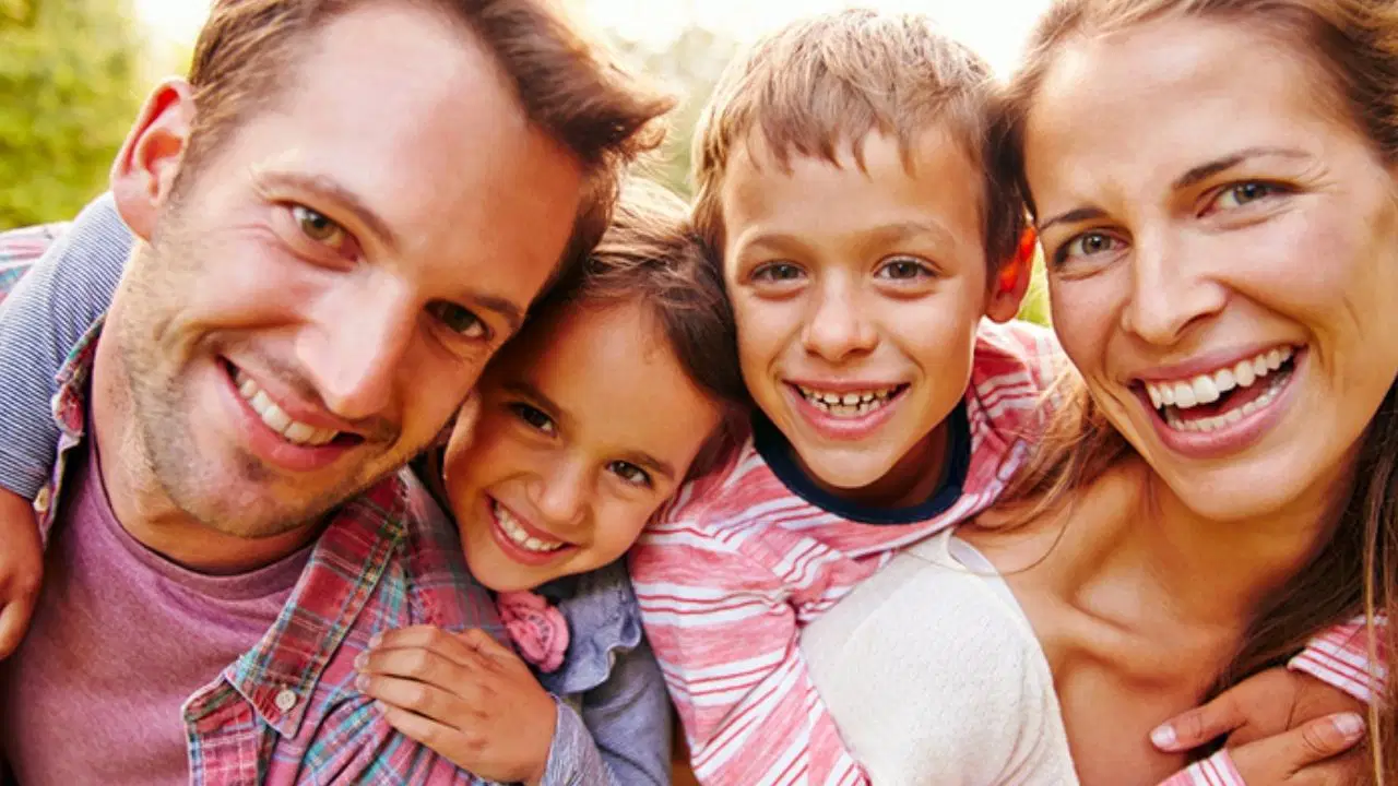 cocuk psikologlari acikladi mutlu bir evde buyumenin cocuklarda 6 belirtisi EdbJGI8D.jpg