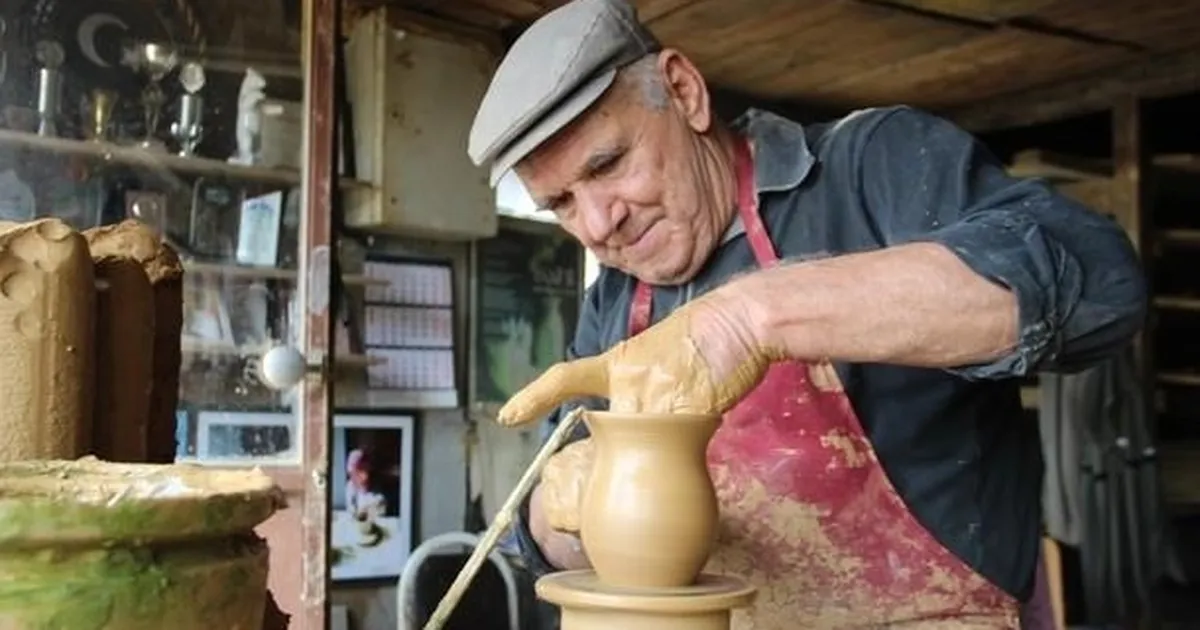 pazaryerinin usta comlekcisi salim yasar vefat etti K9C8a7sd.webp