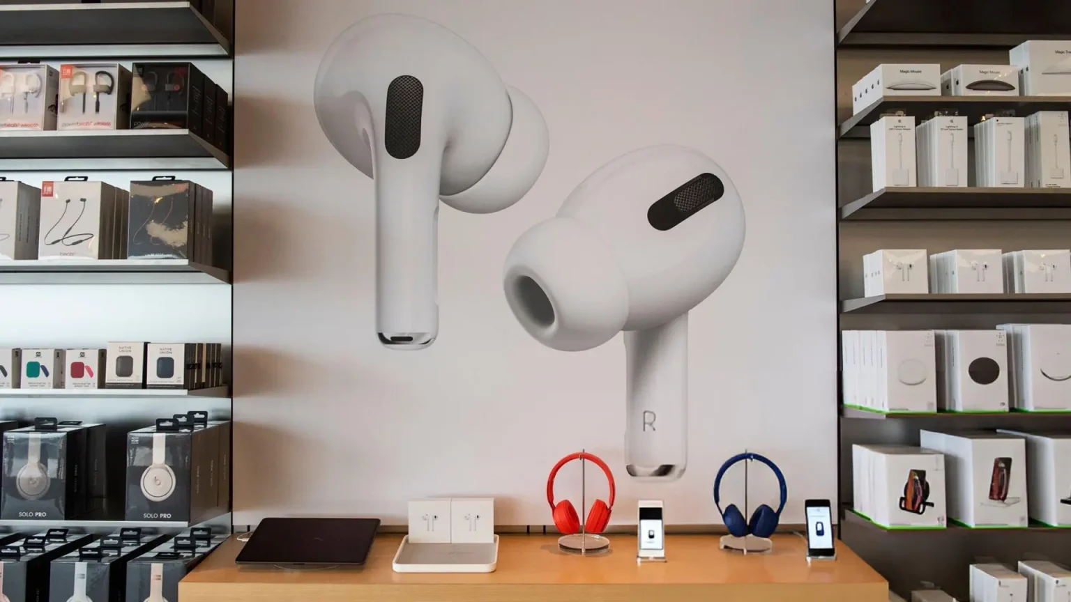 Apple, AirPods'a canlı çeviri özelliği getirmeyi planlıyor