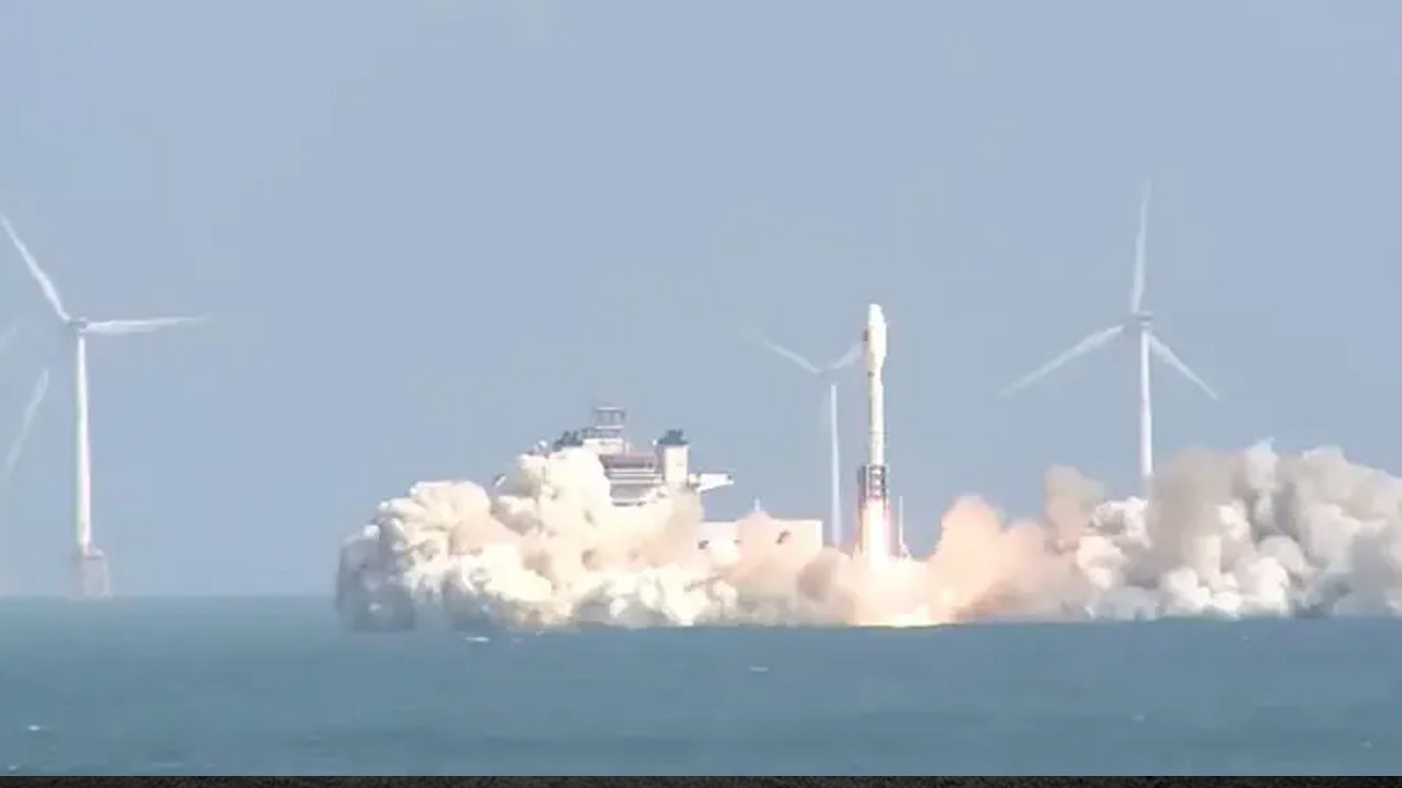 Çin, Pakistan’ın Yeni Yer Gözlem Uydusunu Başarıyla Uzaya Gönderdi