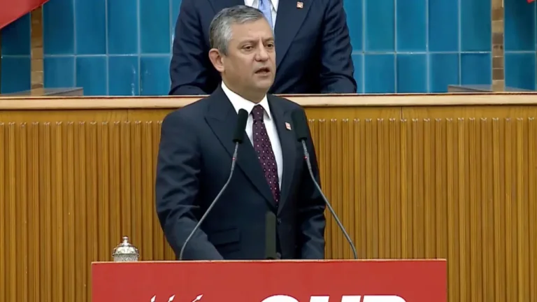 son-dakika-ozgur-ozelden-secim-isareti-4-mayista-81-ilde-973-ilcede-ksibCTmF