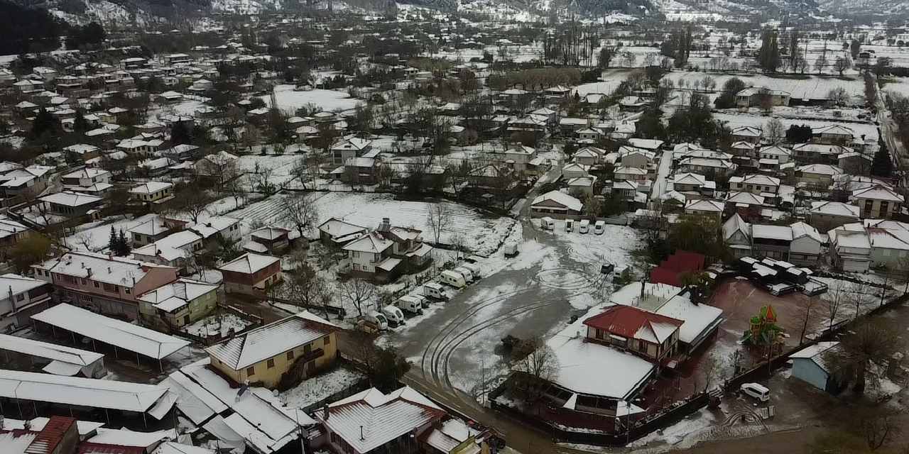 İzmir’de Mayıs Ayında Beklenmedik Kar Yağışı
