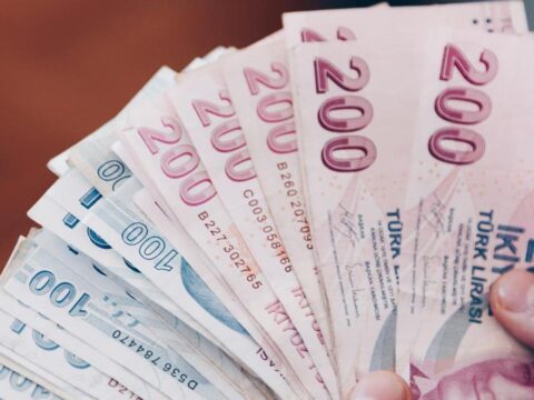 Ogrenciler icin yeni ucret karari yokten 25 kurali geliyor 2ct76Yxg
